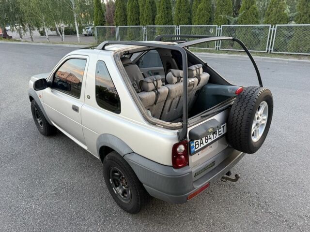 Сірий Ленд Ровер Freelander, об'ємом двигуна 2 л та пробігом 330 тис. км за 4495 $, фото 10 на Automoto.ua