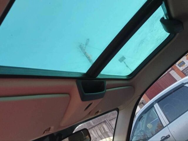 Серый Ленд Ровер Фрилендер, объемом двигателя 2 л и пробегом 354 тыс. км за 5000 $, фото 10 на Automoto.ua