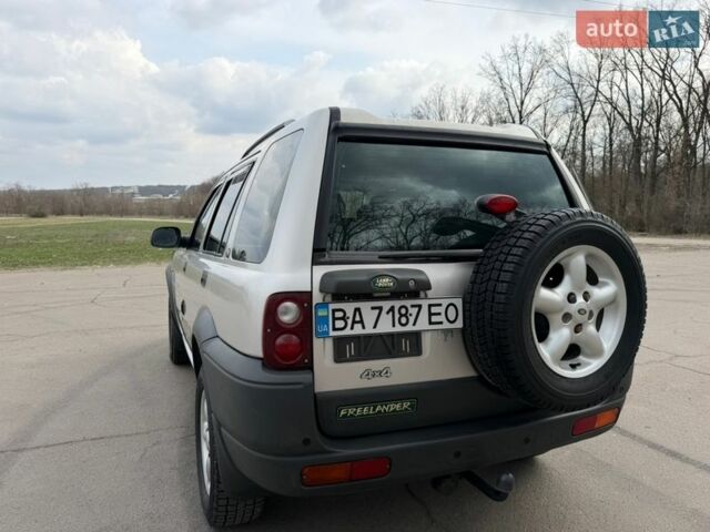 Серый Ленд Ровер Фрилендер, объемом двигателя 2 л и пробегом 266 тыс. км за 5200 $, фото 20 на Automoto.ua