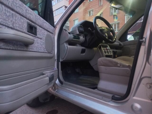 Сірий Ленд Ровер Freelander, об'ємом двигуна 2 л та пробігом 270 тис. км за 4500 $, фото 13 на Automoto.ua