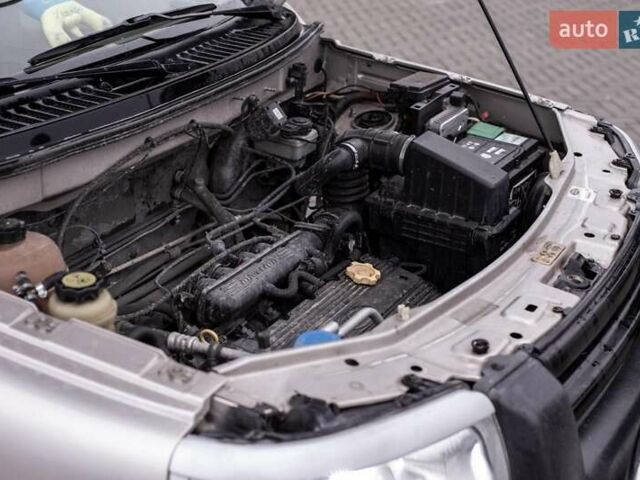 Сірий Ленд Ровер Freelander, об'ємом двигуна 1.8 л та пробігом 331 тис. км за 6000 $, фото 17 на Automoto.ua