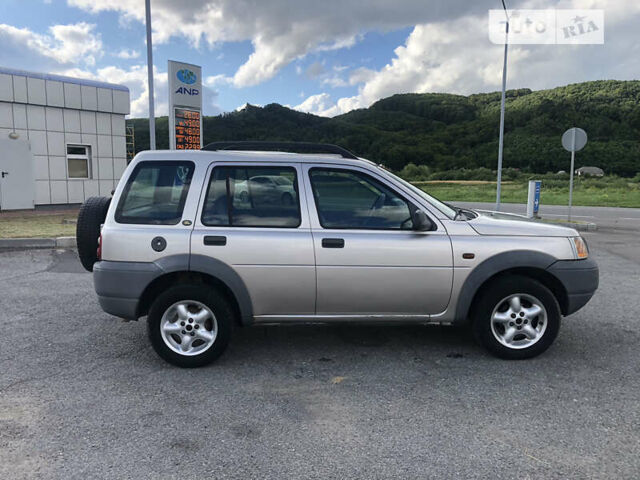 Сірий Ленд Ровер Freelander, об'ємом двигуна 1.99 л та пробігом 290 тис. км за 3950 $, фото 1 на Automoto.ua