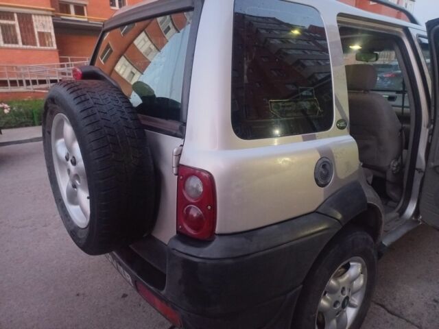 Сірий Ленд Ровер Freelander, об'ємом двигуна 2 л та пробігом 270 тис. км за 4500 $, фото 16 на Automoto.ua