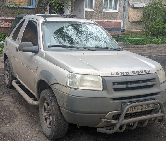 Сірий Ленд Ровер Freelander, об'ємом двигуна 2 л та пробігом 268 тис. км за 4500 $, фото 7 на Automoto.ua