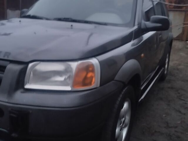 Серый Ленд Ровер Фрилендер, объемом двигателя 0 л и пробегом 150 тыс. км за 2657 $, фото 1 на Automoto.ua