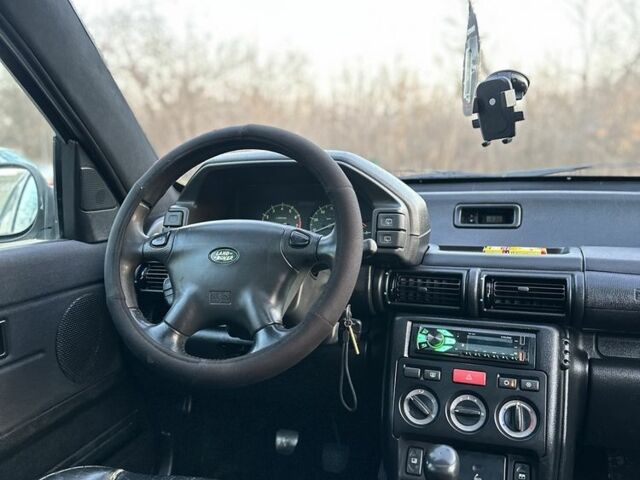 Сірий Ленд Ровер Freelander, об'ємом двигуна 1.8 л та пробігом 250 тис. км за 2200 $, фото 10 на Automoto.ua