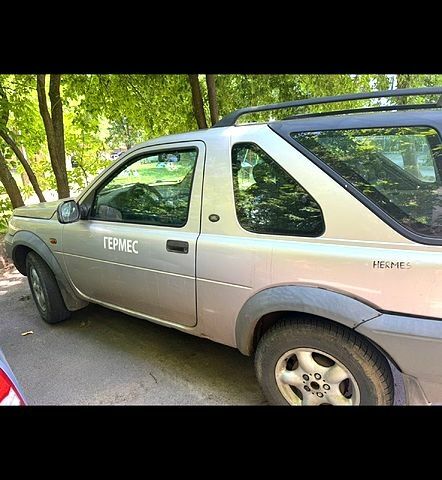 Серый Ленд Ровер Фрилендер, объемом двигателя 2 л и пробегом 0 тыс. км за 2500 $, фото 2 на Automoto.ua