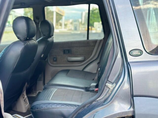 Сірий Ленд Ровер Freelander, об'ємом двигуна 2 л та пробігом 230 тис. км за 2100 $, фото 6 на Automoto.ua