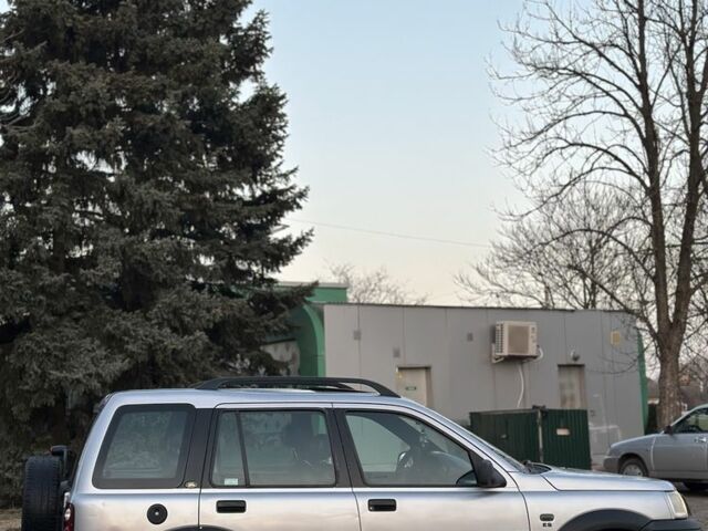 Сірий Ленд Ровер Freelander, об'ємом двигуна 1.8 л та пробігом 250 тис. км за 2200 $, фото 7 на Automoto.ua