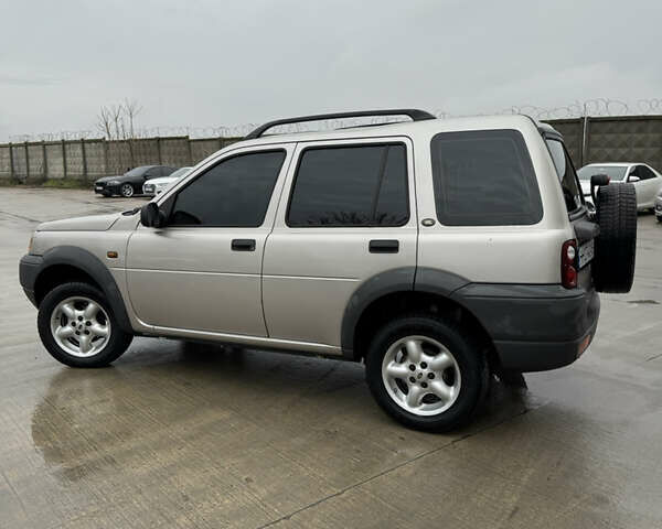 Сірий Ленд Ровер Freelander, об'ємом двигуна 2 л та пробігом 299 тис. км за 4200 $, фото 7 на Automoto.ua