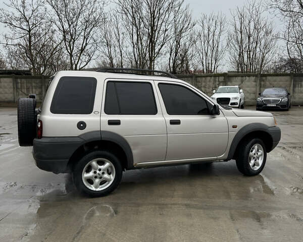 Сірий Ленд Ровер Freelander, об'ємом двигуна 2 л та пробігом 299 тис. км за 4200 $, фото 2 на Automoto.ua