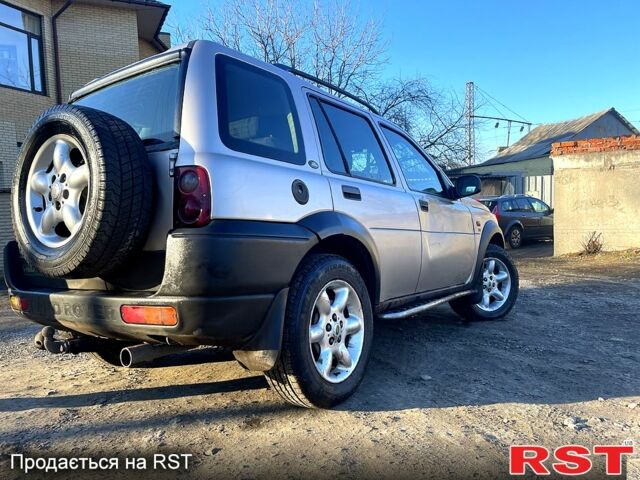 Серый Ленд Ровер Фрилендер, объемом двигателя 1.8 л и пробегом 0 тыс. км за 3900 $, фото 10 на Automoto.ua