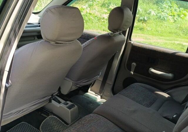 Серый Ленд Ровер Фрилендер, объемом двигателя 2 л и пробегом 200 тыс. км за 4400 $, фото 7 на Automoto.ua