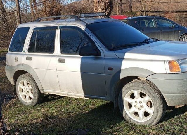 Серый Ленд Ровер Фрилендер, объемом двигателя 2 л и пробегом 200 тыс. км за 4400 $, фото 1 на Automoto.ua