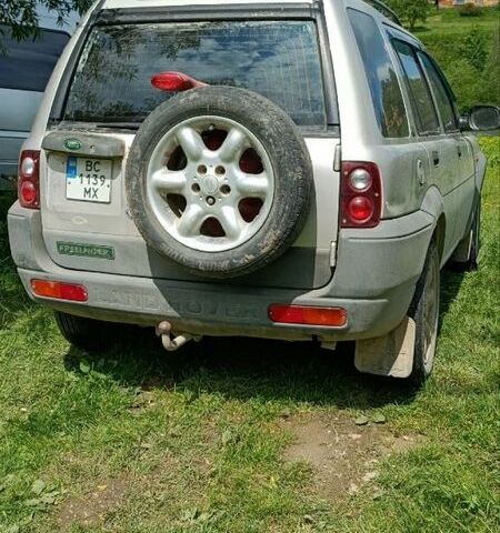 Серый Ленд Ровер Фрилендер, объемом двигателя 2 л и пробегом 200 тыс. км за 4400 $, фото 6 на Automoto.ua