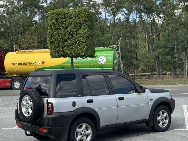 Сірий Ленд Ровер Freelander, об'ємом двигуна 2 л та пробігом 220 тис. км за 2405 $, фото 2 на Automoto.ua