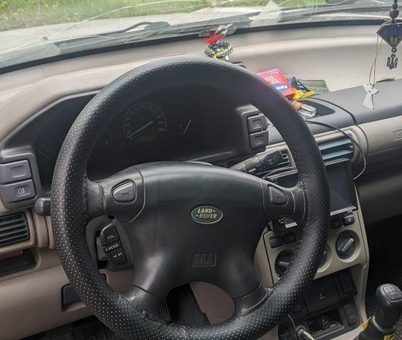 Сірий Ленд Ровер Freelander, об'ємом двигуна 2 л та пробігом 268 тис. км за 4500 $, фото 6 на Automoto.ua
