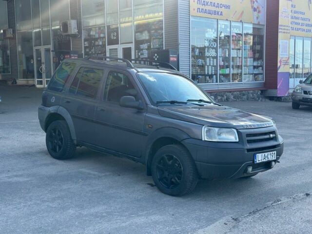 Сірий Ленд Ровер Freelander, об'ємом двигуна 2 л та пробігом 230 тис. км за 2100 $, фото 2 на Automoto.ua