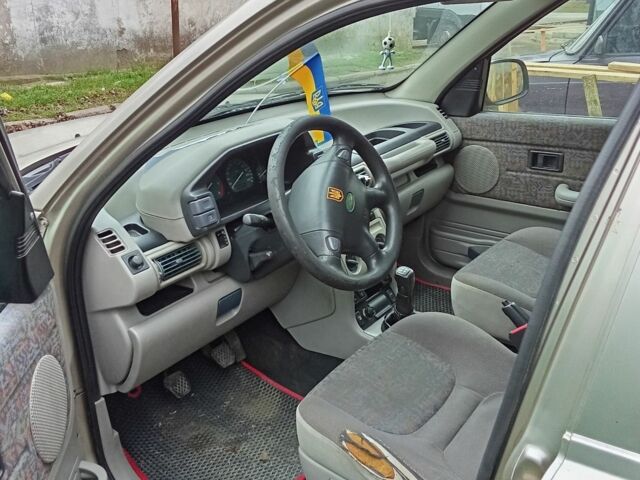 Серый Ленд Ровер Фрилендер, объемом двигателя 2 л и пробегом 350 тыс. км за 2900 $, фото 5 на Automoto.ua