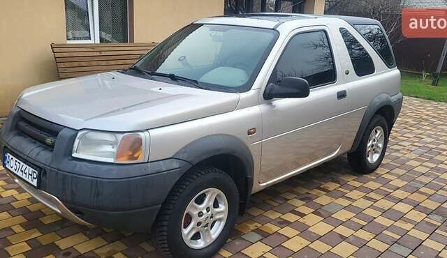 Серый Ленд Ровер Фрилендер, объемом двигателя 1.8 л и пробегом 320 тыс. км за 4300 $, фото 2 на Automoto.ua