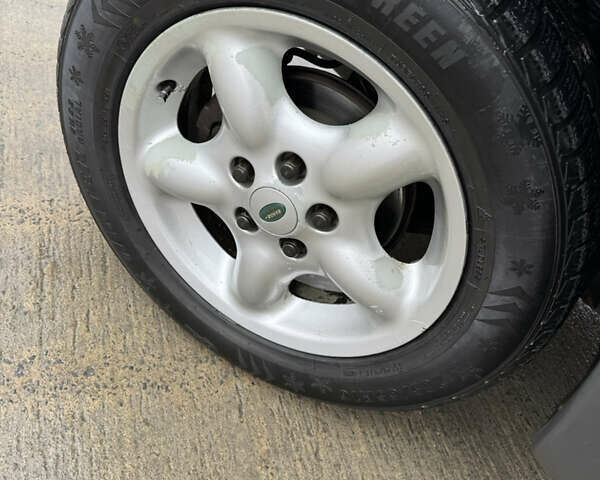 Сірий Ленд Ровер Freelander, об'ємом двигуна 2 л та пробігом 299 тис. км за 4200 $, фото 11 на Automoto.ua