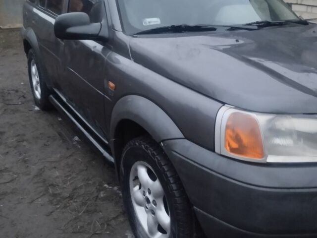 Серый Ленд Ровер Фрилендер, объемом двигателя 0 л и пробегом 150 тыс. км за 2657 $, фото 2 на Automoto.ua