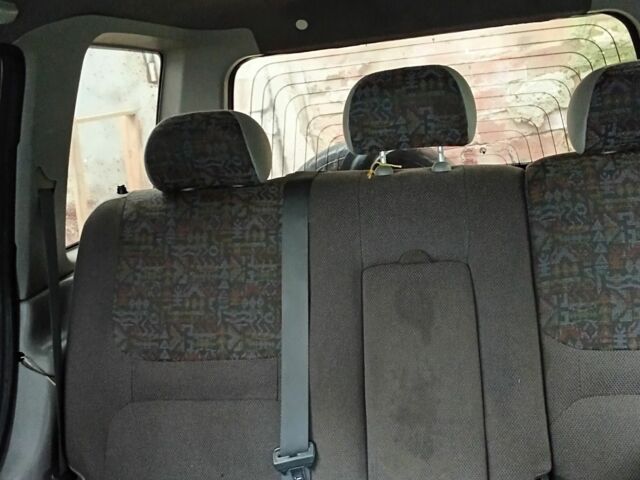 Серый Ленд Ровер Фрилендер, объемом двигателя 2 л и пробегом 350 тыс. км за 2900 $, фото 7 на Automoto.ua