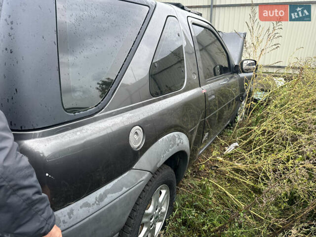 Сірий Ленд Ровер Freelander, об'ємом двигуна 2 л та пробігом 250 тис. км за 1850 $, фото 5 на Automoto.ua