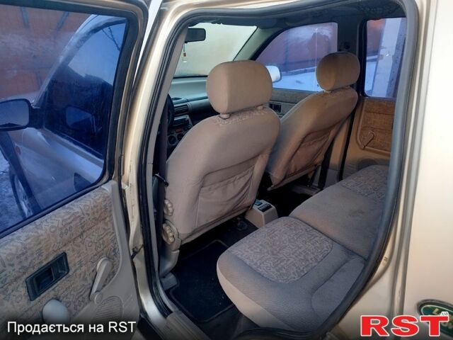 Сірий Ленд Ровер Freelander, об'ємом двигуна 1.8 л та пробігом 235 тис. км за 4500 $, фото 6 на Automoto.ua