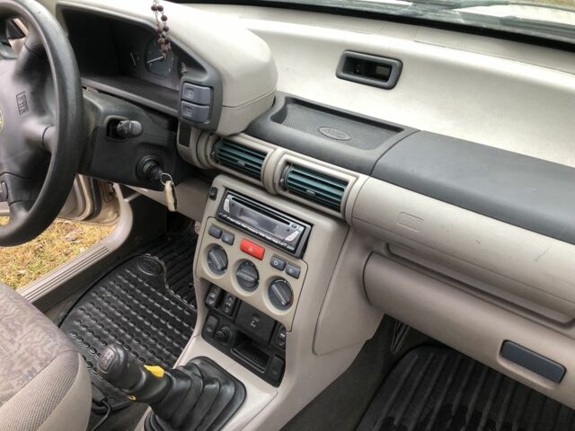 Сірий Ленд Ровер Freelander, об'ємом двигуна 2 л та пробігом 140 тис. км за 2999 $, фото 4 на Automoto.ua
