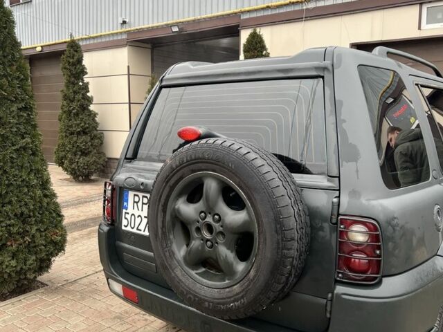 Сірий Ленд Ровер Freelander, об'ємом двигуна 2 л та пробігом 155 тис. км за 2100 $, фото 1 на Automoto.ua
