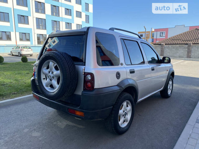 Сірий Ленд Ровер Freelander, об'ємом двигуна 2 л та пробігом 251 тис. км за 3850 $, фото 6 на Automoto.ua