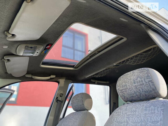 Сірий Ленд Ровер Freelander, об'ємом двигуна 2 л та пробігом 251 тис. км за 3850 $, фото 30 на Automoto.ua