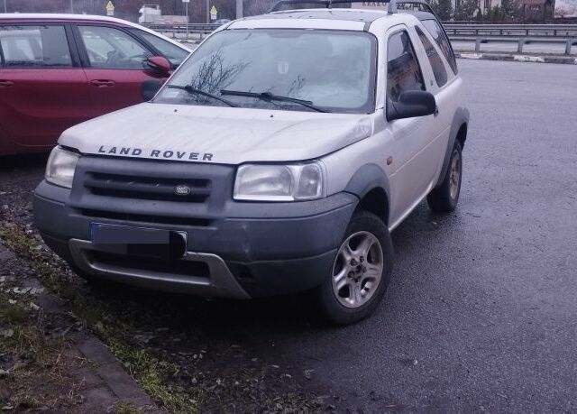 Сірий Ленд Ровер Freelander, об'ємом двигуна 2 л та пробігом 322 тис. км за 1500 $, фото 1 на Automoto.ua