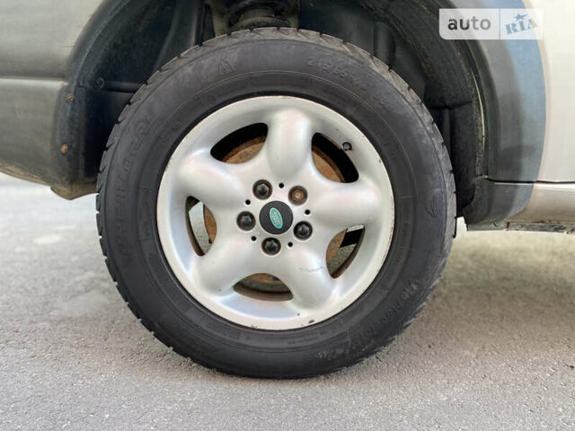 Сірий Ленд Ровер Freelander, об'ємом двигуна 2 л та пробігом 251 тис. км за 3850 $, фото 43 на Automoto.ua