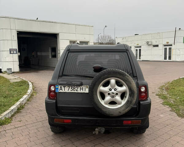 Серый Ленд Ровер Фрилендер, объемом двигателя 2 л и пробегом 230 тыс. км за 4300 $, фото 2 на Automoto.ua