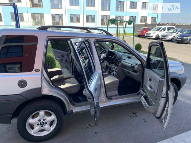 Сірий Ленд Ровер Freelander, об'ємом двигуна 2 л та пробігом 251 тис. км за 3850 $, фото 22 на Automoto.ua