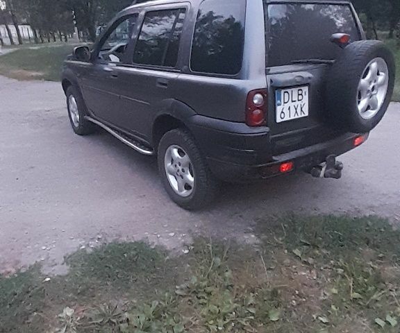 Сірий Ленд Ровер Freelander, об'ємом двигуна 2 л та пробігом 300 тис. км за 2100 $, фото 3 на Automoto.ua