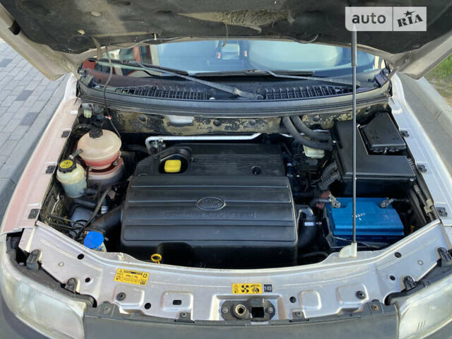 Сірий Ленд Ровер Freelander, об'ємом двигуна 2 л та пробігом 251 тис. км за 3850 $, фото 42 на Automoto.ua