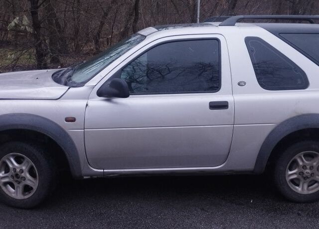 Сірий Ленд Ровер Freelander, об'ємом двигуна 2 л та пробігом 322 тис. км за 1500 $, фото 3 на Automoto.ua