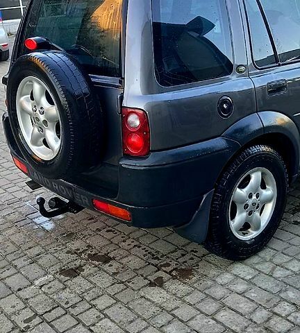 Сірий Ленд Ровер Freelander, об'ємом двигуна 1.8 л та пробігом 160 тис. км за 5000 $, фото 4 на Automoto.ua