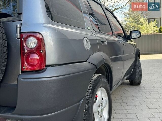 Сірий Ленд Ровер Freelander, об'ємом двигуна 2 л та пробігом 255 тис. км за 7900 $, фото 23 на Automoto.ua