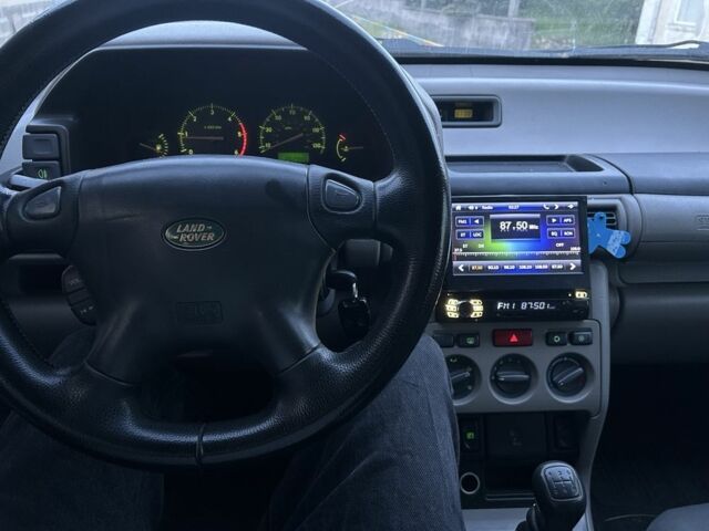 Сірий Ленд Ровер Freelander, об'ємом двигуна 2 л та пробігом 320 тис. км за 4700 $, фото 6 на Automoto.ua