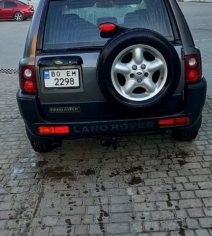 Сірий Ленд Ровер Freelander, об'ємом двигуна 1.8 л та пробігом 160 тис. км за 5000 $, фото 5 на Automoto.ua