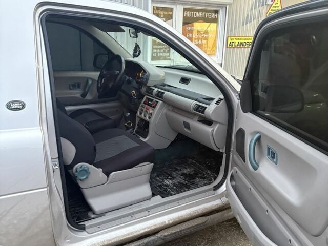 Серый Ленд Ровер Фрилендер, объемом двигателя 2 л и пробегом 250 тыс. км за 4900 $, фото 3 на Automoto.ua