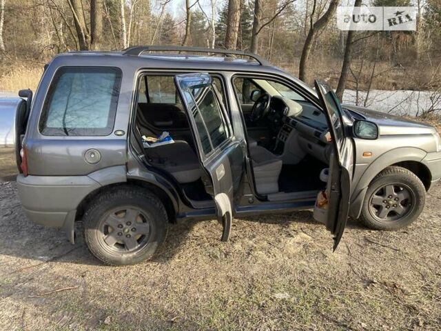 Сірий Ленд Ровер Freelander, об'ємом двигуна 2.5 л та пробігом 308 тис. км за 5700 $, фото 1 на Automoto.ua