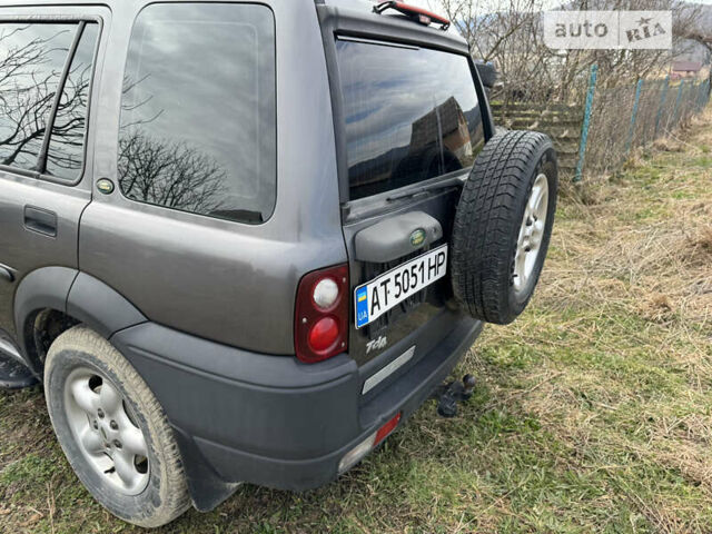 Сірий Ленд Ровер Freelander, об'ємом двигуна 1.95 л та пробігом 220 тис. км за 5400 $, фото 3 на Automoto.ua