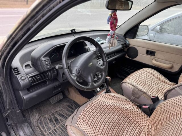 Сірий Ленд Ровер Freelander, об'ємом двигуна 2 л та пробігом 200 тис. км за 1499 $, фото 5 на Automoto.ua