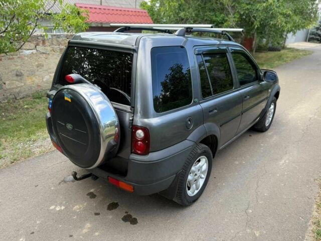 Сірий Ленд Ровер Freelander, об'ємом двигуна 2.5 л та пробігом 225 тис. км за 3709 $, фото 4 на Automoto.ua