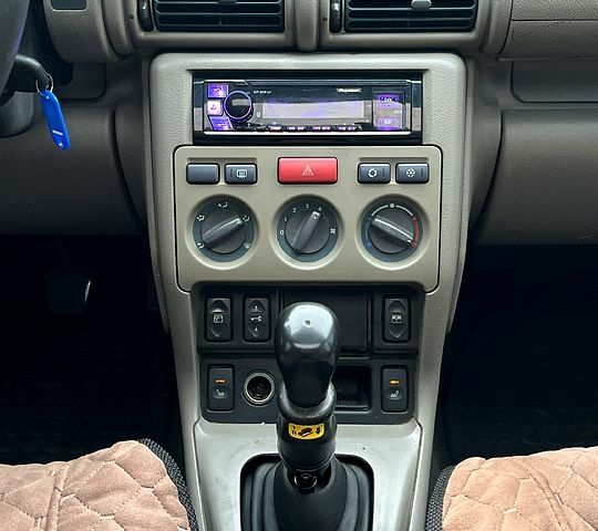 Сірий Ленд Ровер Freelander, об'ємом двигуна 2 л та пробігом 219 тис. км за 4200 $, фото 11 на Automoto.ua